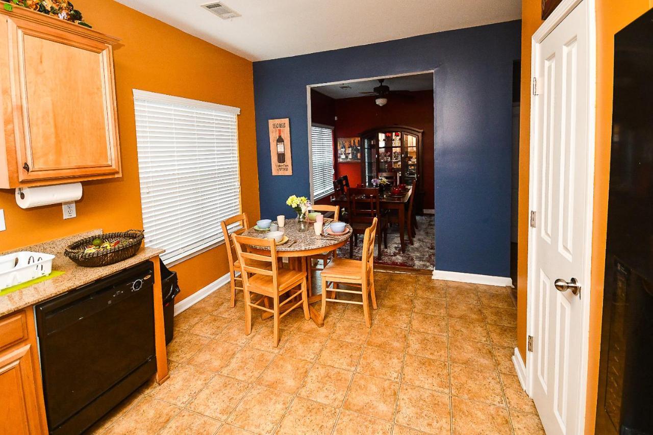 4 - Bed Home With Cali King Bed, 12 Mins To Dtwn Atlanta Exterior photo
