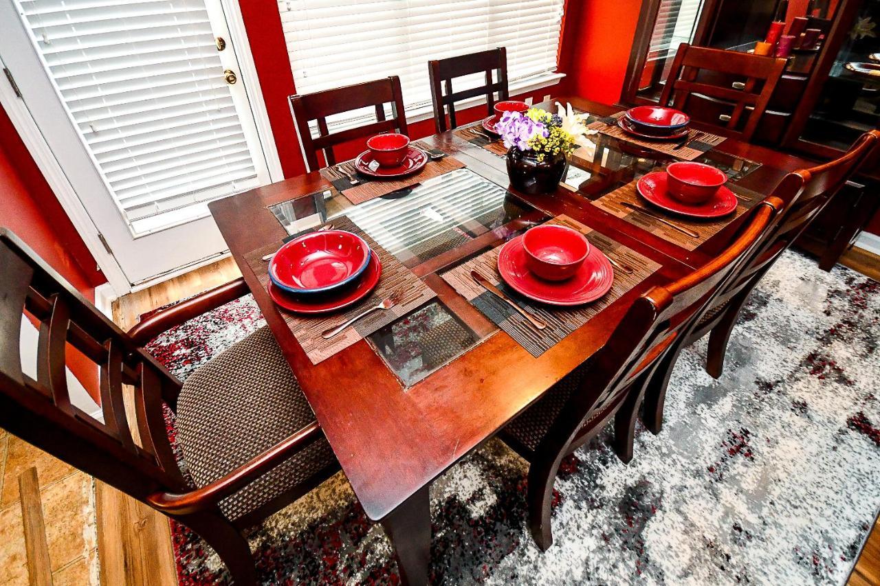 4 - Bed Home With Cali King Bed, 12 Mins To Dtwn Atlanta Exterior photo